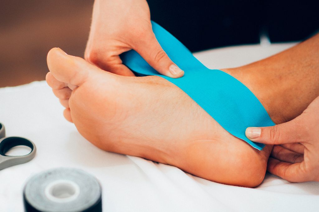 Joint Support Strapping Taping - Surf and Sports Myotherapy (1024x683px) Joint Support Strapping Taping - Surf and Sports Myotherapy (1024x683px)
